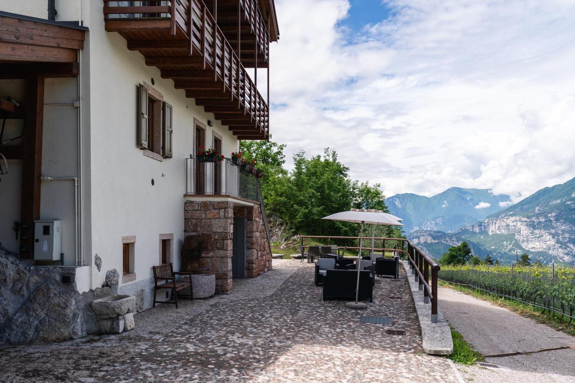 Maso Salim Relax Apartments Drena Bagian luar foto