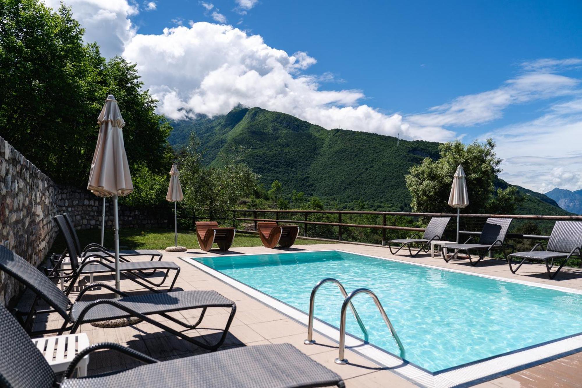 Maso Salim Relax Apartments Drena Bagian luar foto